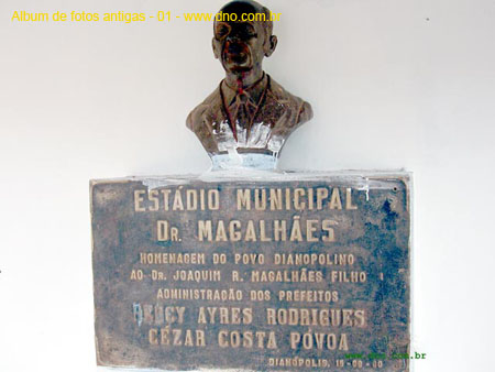 HistoricasBustoDrMagalhaes
